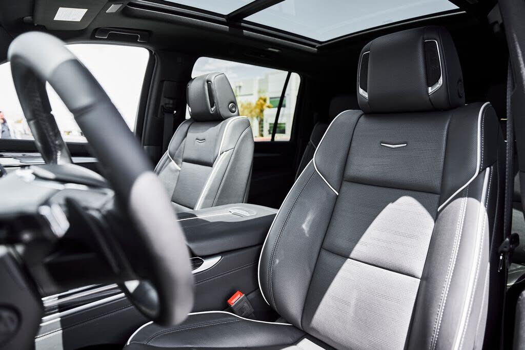 Luxury SUV Excellence – 2025 Cadillac Escalade ESV Sport 4WD