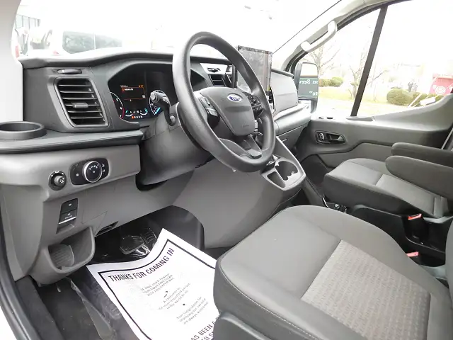 2023 Ford Transit Passenger XLT
