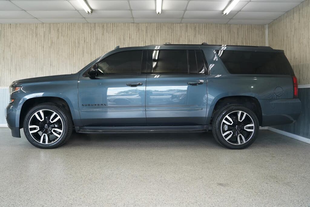 Spacious and Capable 2020 Chevrolet Suburban 1500 Premier SUV