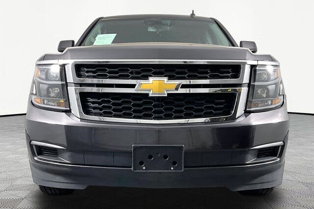 Full-Size SUV Excellence: 2018 Chevrolet Suburban 1500 LS RWD