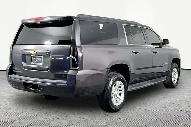Full-Size SUV Excellence: 2018 Chevrolet Suburban 1500 LS RWD