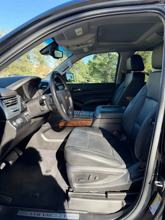 2019 Chevrolet Suburban 1500 Premier RWD – Spacious SUV