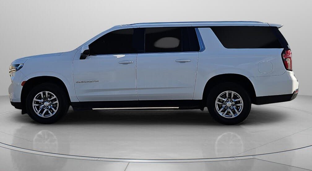 2023 Chevrolet Suburban LT RWD – Powerful V8 Performance SUV