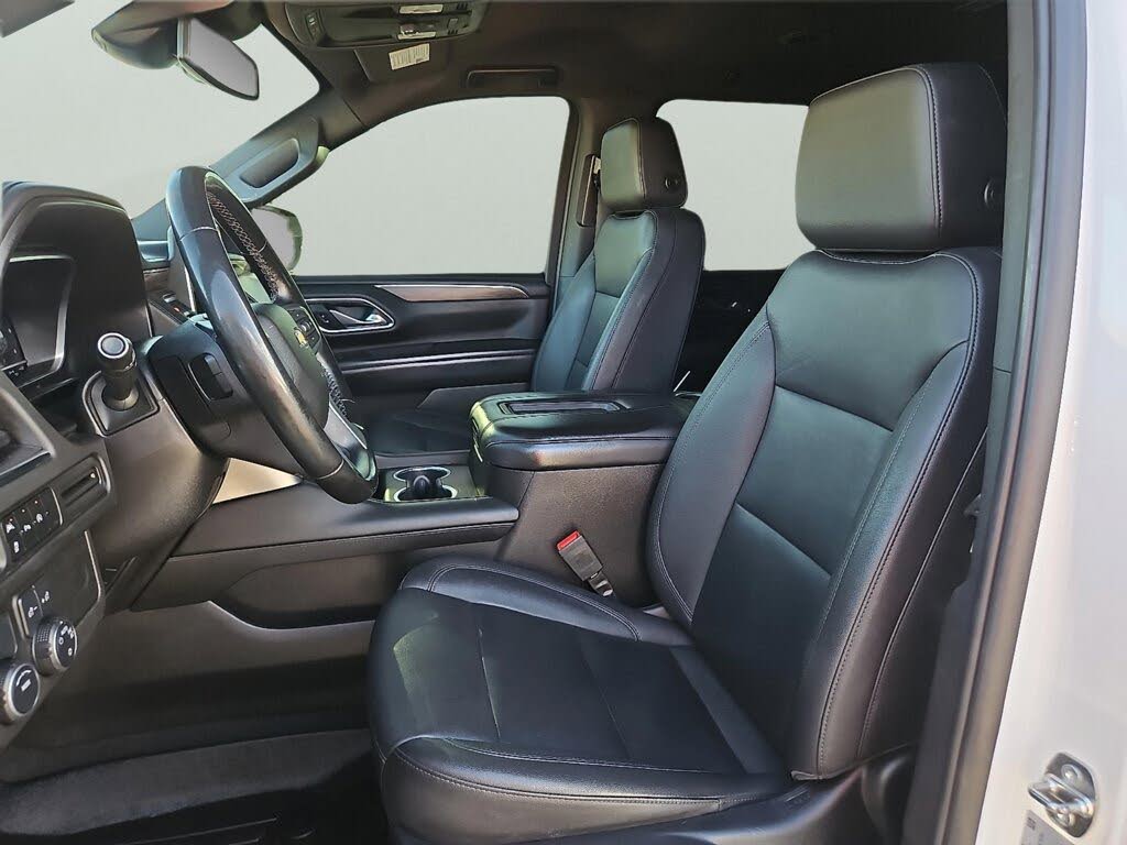 2023 Chevrolet Suburban LT RWD – Powerful V8 Performance SUV
