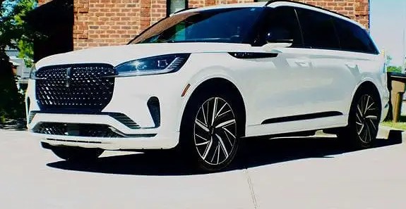 2025 Lincoln Aviator Black Label