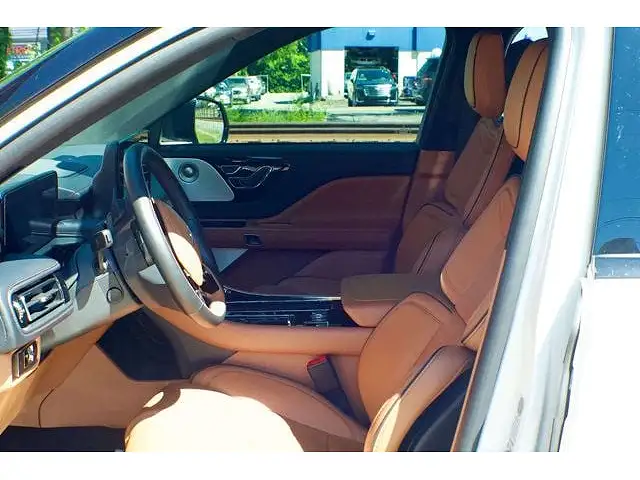 2025 Lincoln Aviator Black Label