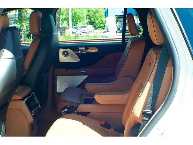 2025 Lincoln Aviator Black Label