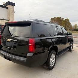 2017 Chevrolet Suburban LT 4WD – Full-Size SUV