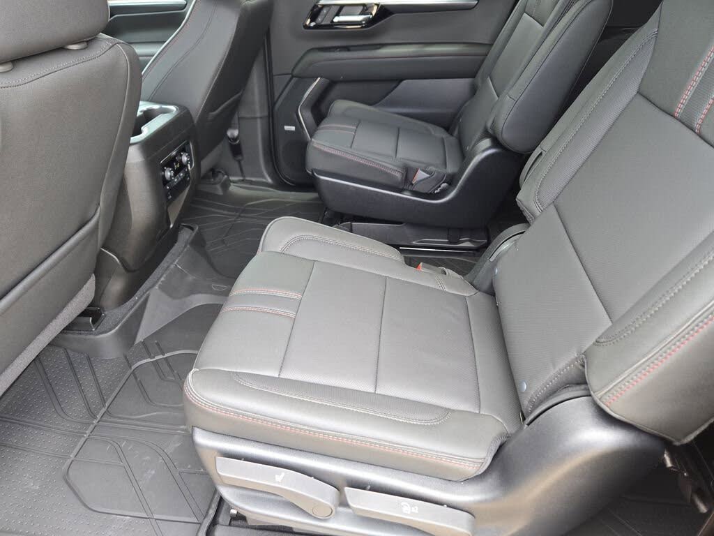 2026 Chevrolet Suburban RST 4WD – Brand-New SUV