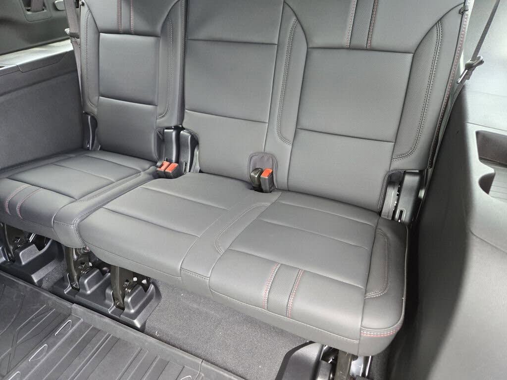 2026 Chevrolet Suburban RST 4WD – Brand-New SUV