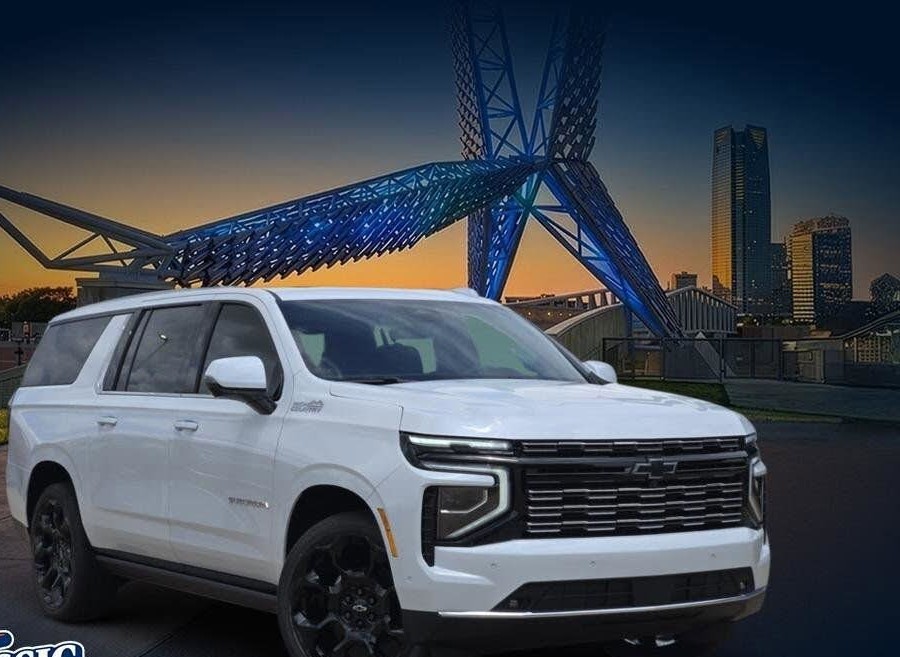 Brand-New 2026 Chevrolet Suburban High Country 4WD SUV