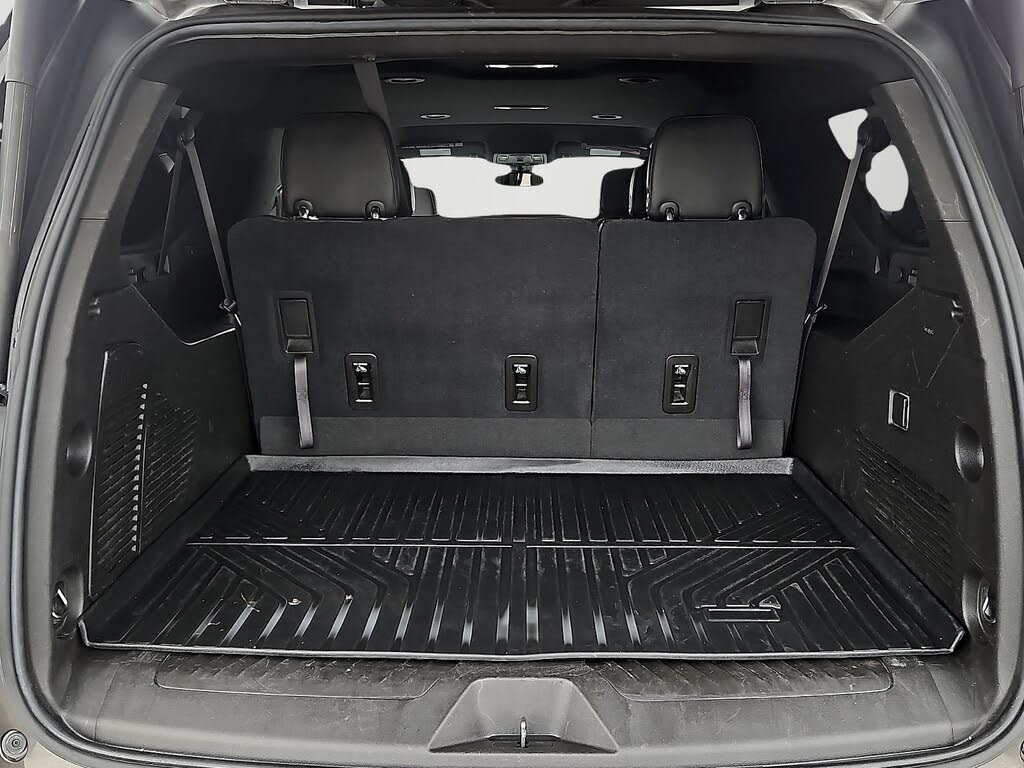 2021 Chevrolet Suburban LT RWD – Spacious Full-Size SUV