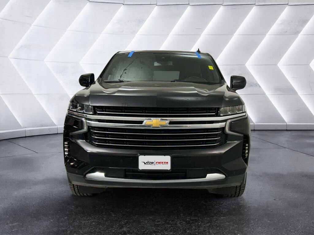 2024 Chevrolet Suburban LT RWD – Spacious SUV with V8 Power