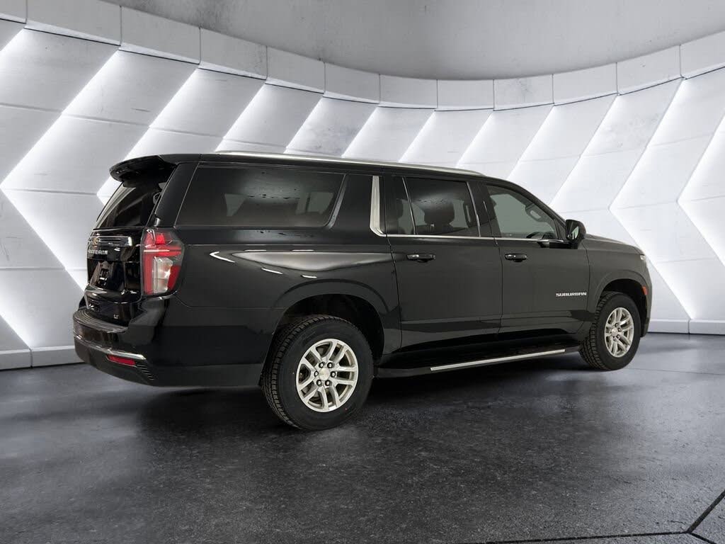 2024 Chevrolet Suburban LT RWD – Spacious SUV with V8 Power