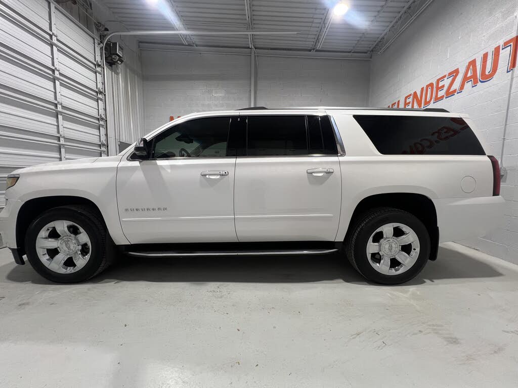 2019 Chevrolet Suburban 1500 Premier 4WD – Luxury SUV