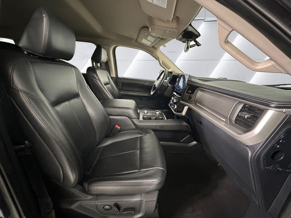 2024 Ford Expedition MAX XLT 4WD