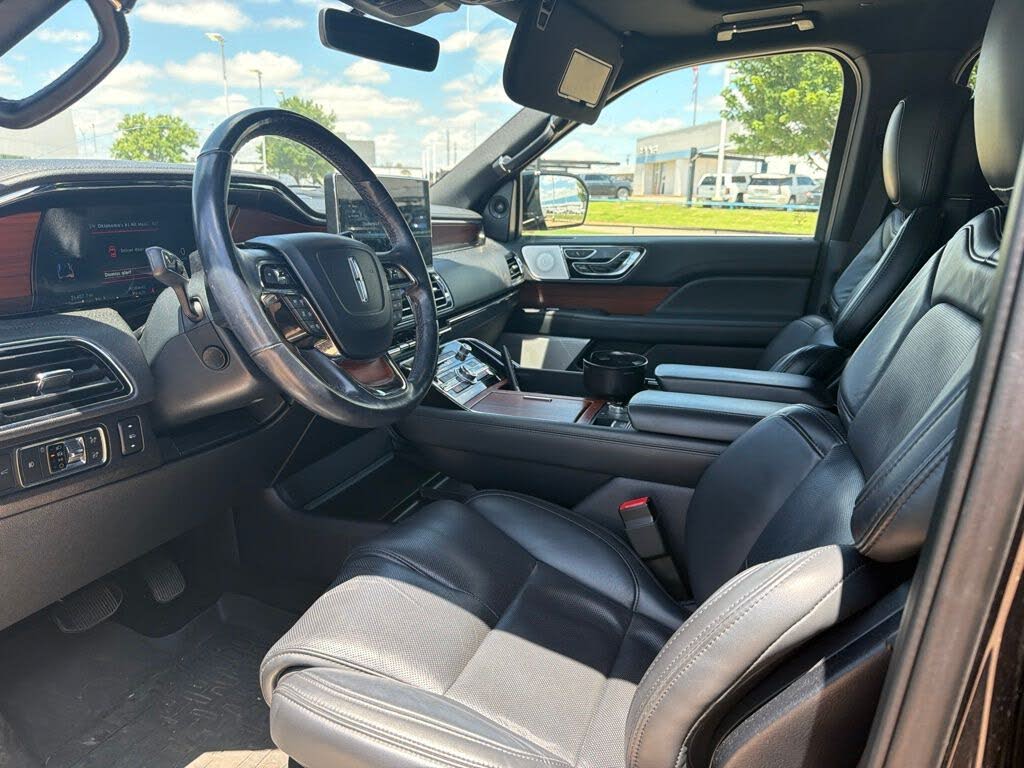 2022 Lincoln Navigator L Reserve 4WD