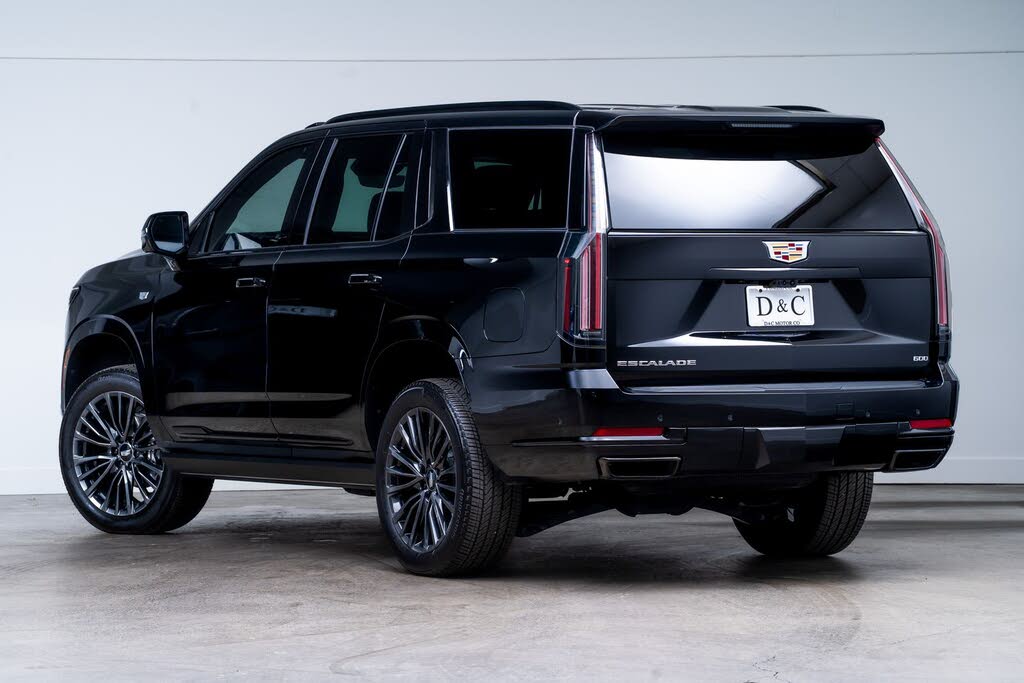 2025 Cadillac Escalade Sport Platinum 4WD – Luxury SUV