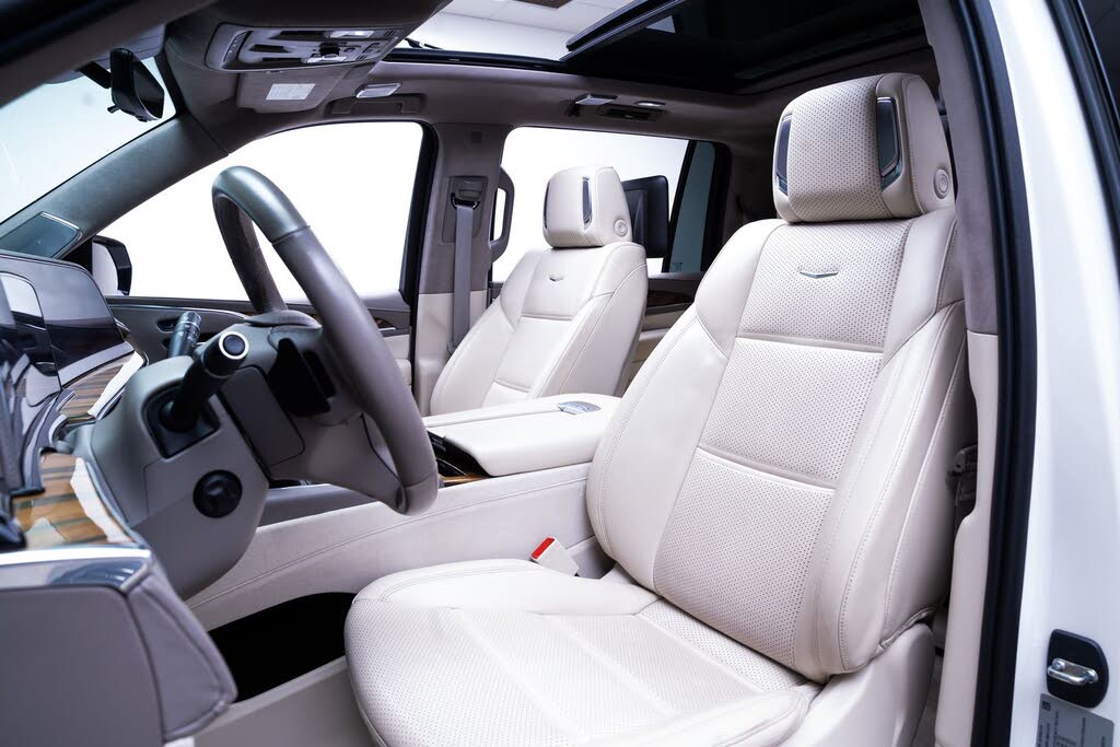 2021 Cadillac Escalade ESV AWD – Premium SUV