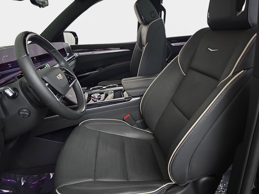 2025 Cadillac Escalade ESV Sport 4WD SUV with 420-HP V8 Engine