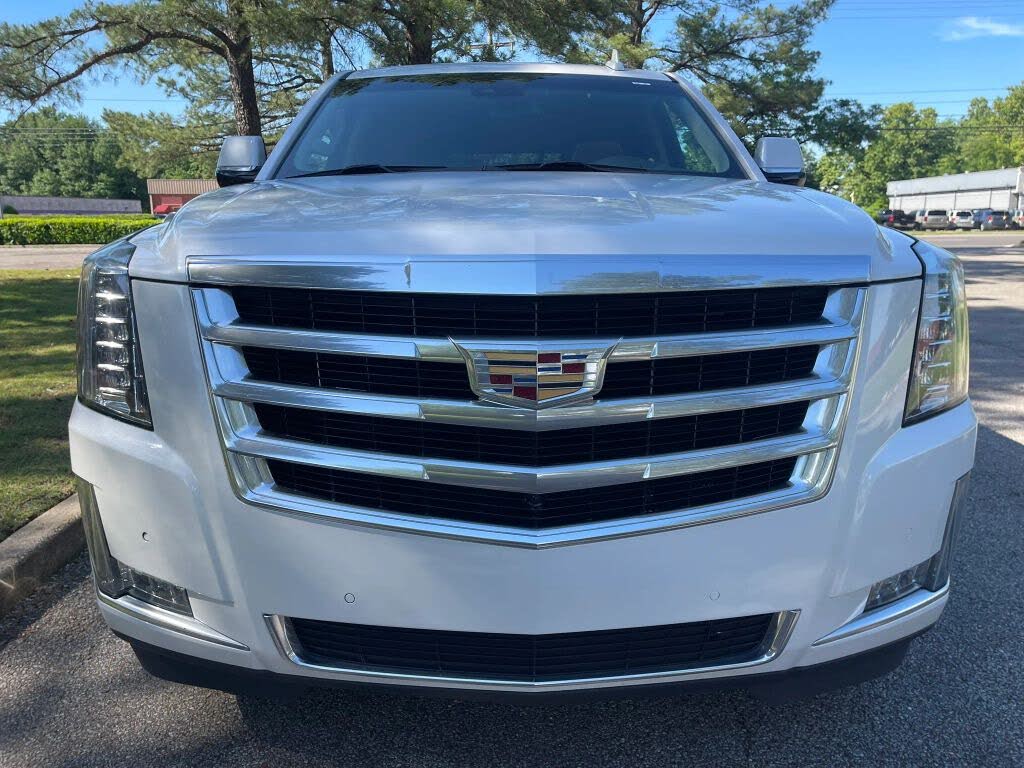 2020 Cadillac Escalade Luxury RWD – Premium Luxury SUV