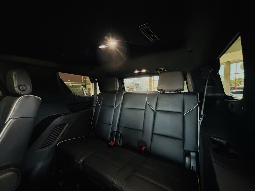 2023 Cadillac Escalade Sport 4WD – Premium SUV