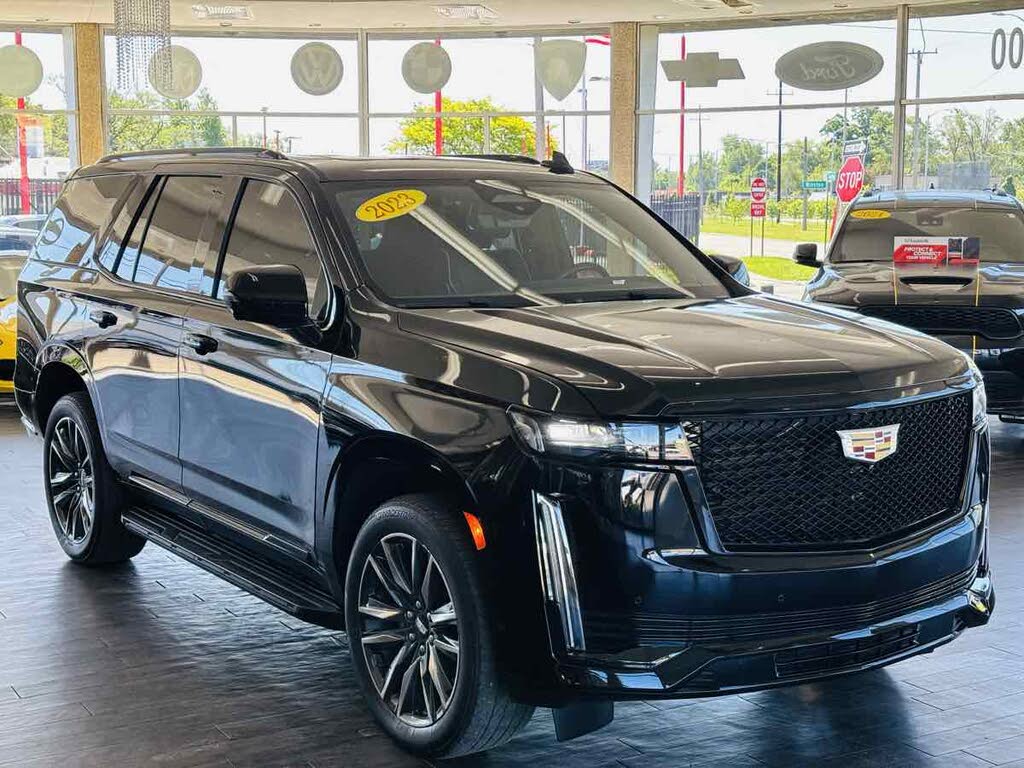 2023 Cadillac Escalade Sport 4WD – Premium SUV