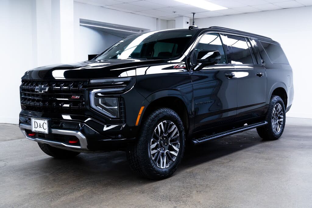 2025 Chevrolet Suburban Z71 4WD – Diesel Performance SUV