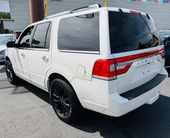 2016 Lincoln Navigator Select