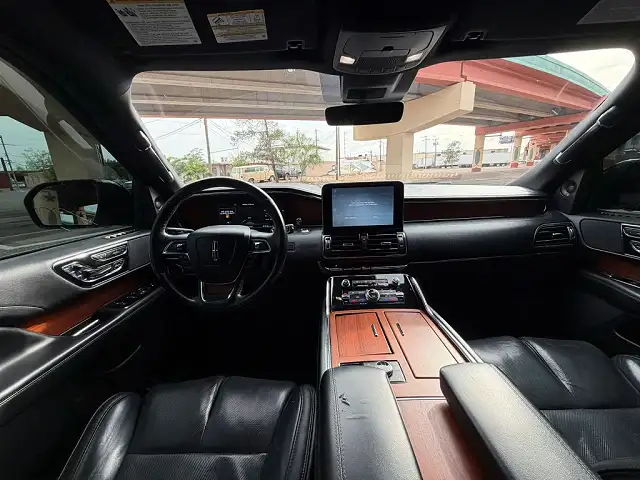 2018 Lincoln Navigator Select