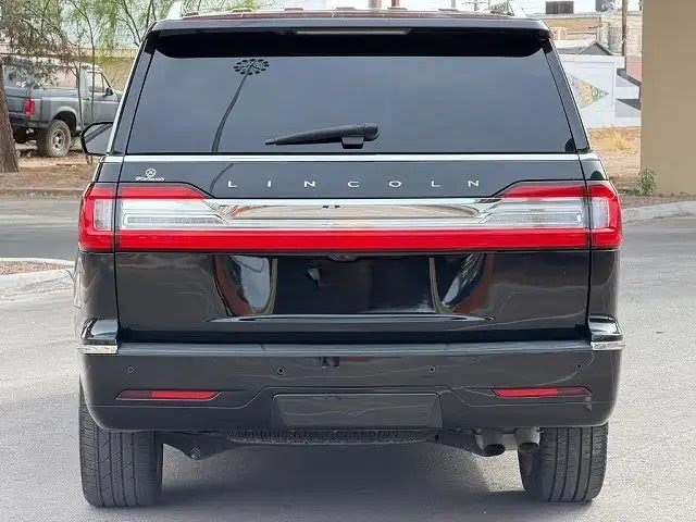 2018 Lincoln Navigator Select