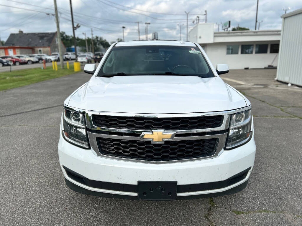 2019 Chevrolet Suburban LT 4WD – Spacious & Reliable SUV