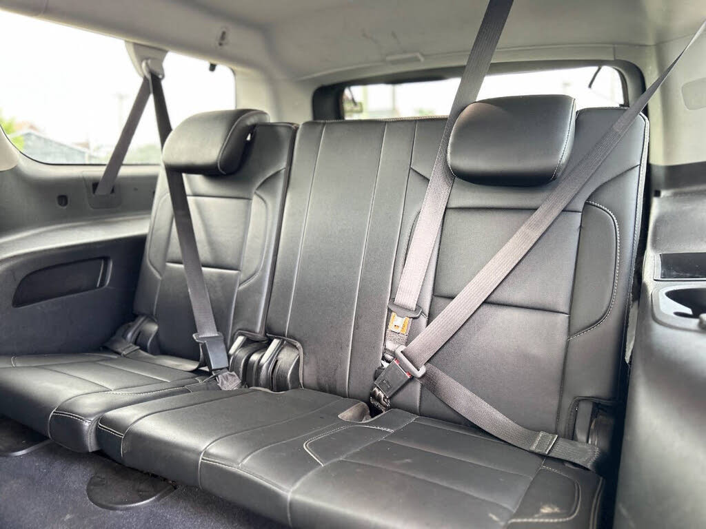 2019 Chevrolet Suburban LT 4WD – Spacious & Reliable SUV