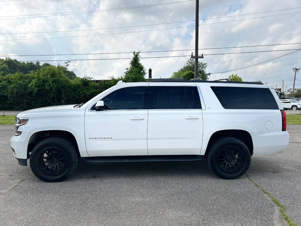 2019 Chevrolet Suburban LT 4WD – Spacious & Reliable SUV