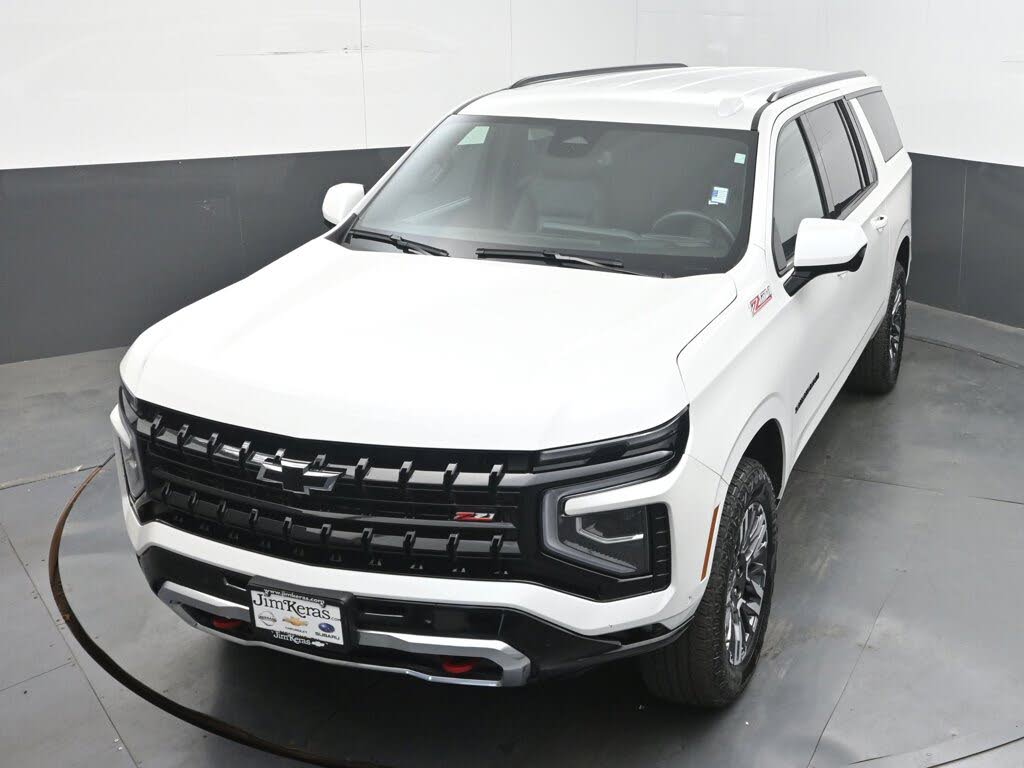 2025 Chevrolet Suburban Z71 4WD for Sale – Low Mileage SUV
