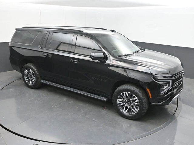 Spacious SUV : 2025 Chevrolet Suburban Z71 4WD