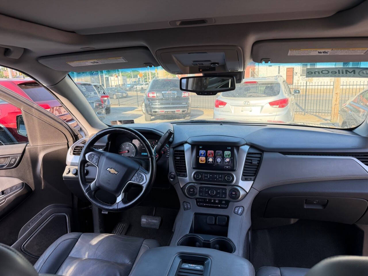 Luxury 2017 Chevrolet Suburban SUV with 5.3L V8 Engine