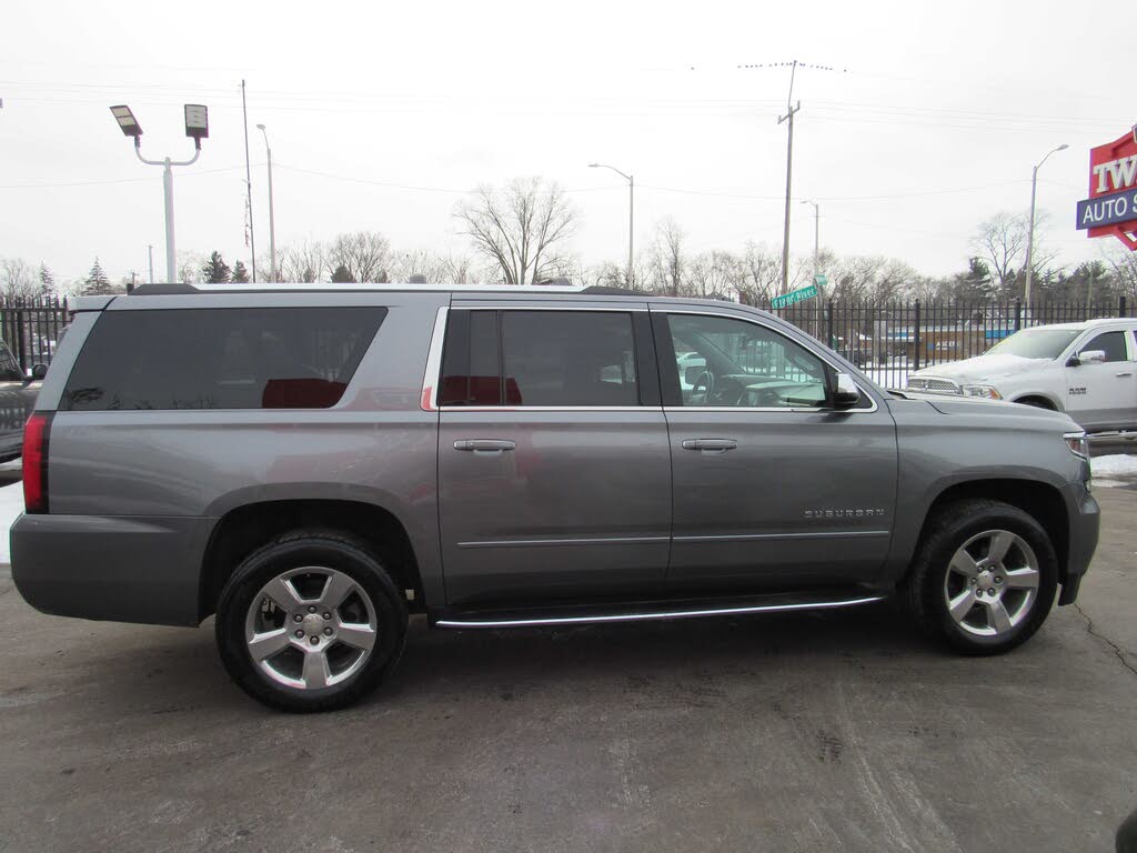 2020 Chevrolet Suburban Premier 4WD – High-Performance SUV