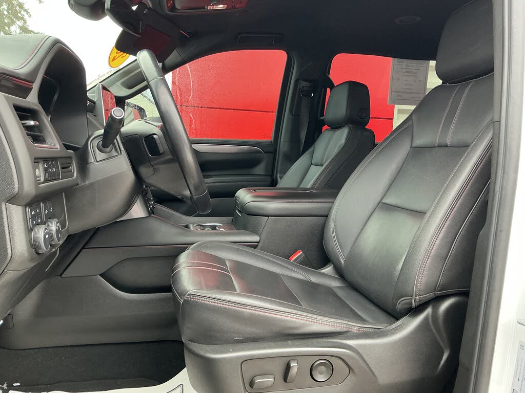 Premium 2023 Chevrolet Suburban RST 4WD SUV