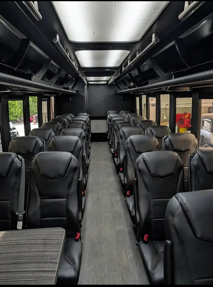 2019 Ford F-650 Shuttle Bus