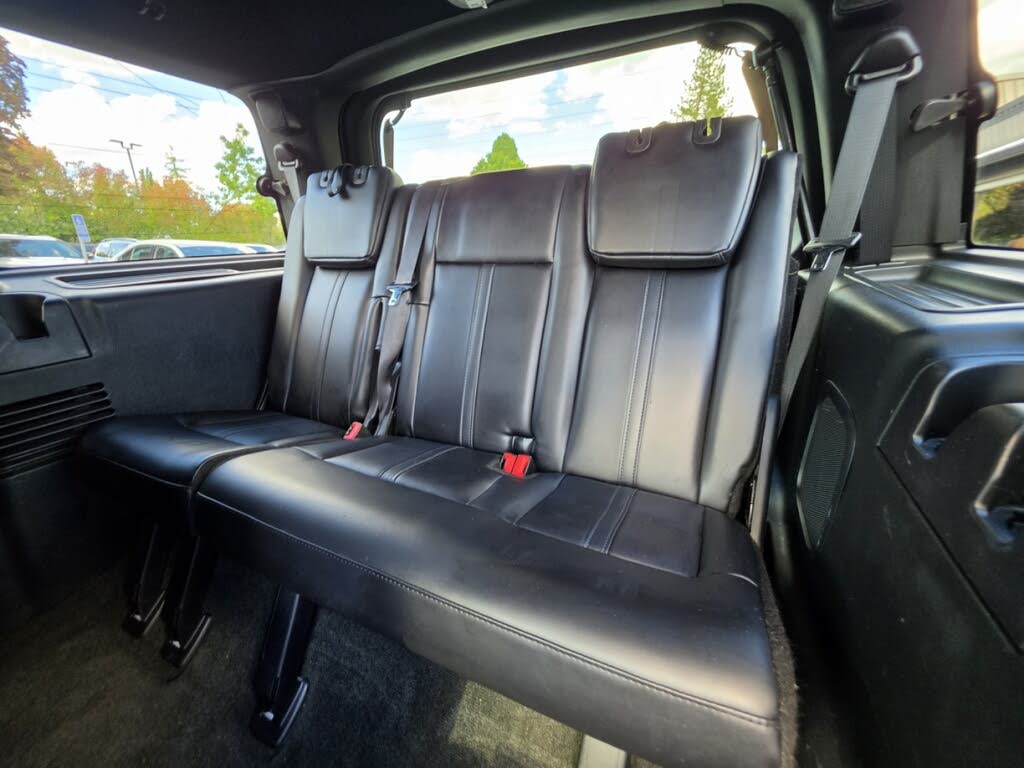 2016 Lincoln Navigator Select RWD