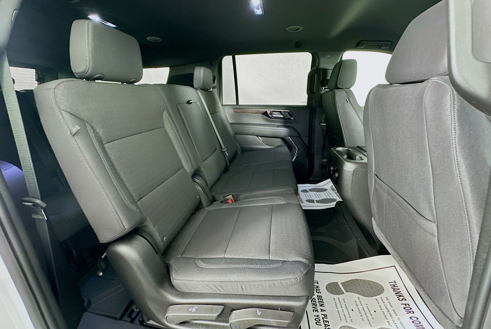 New 2026 Chevrolet Suburban LS 4WD – V8 Performance SUV