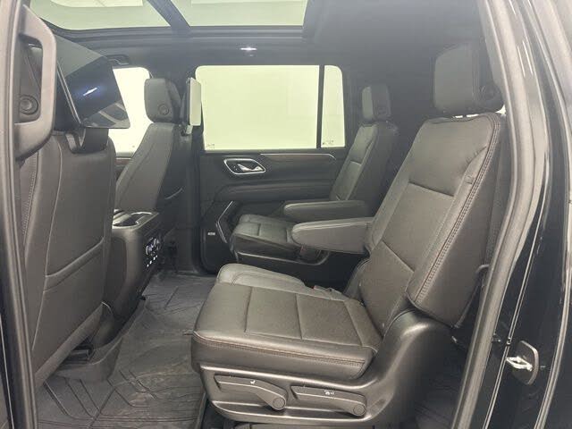 2024 Chevrolet Suburban High Country – Premium SUV