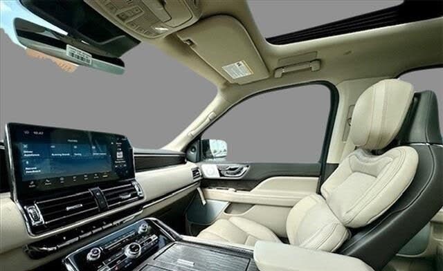 2024 Lincoln Navigator L Reserve