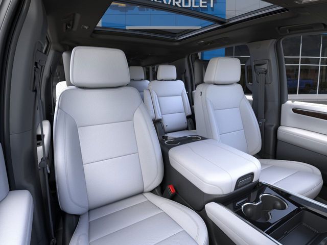 2025 Chevrolet Suburban Premier 4WD – Luxury Full-Size SUV
