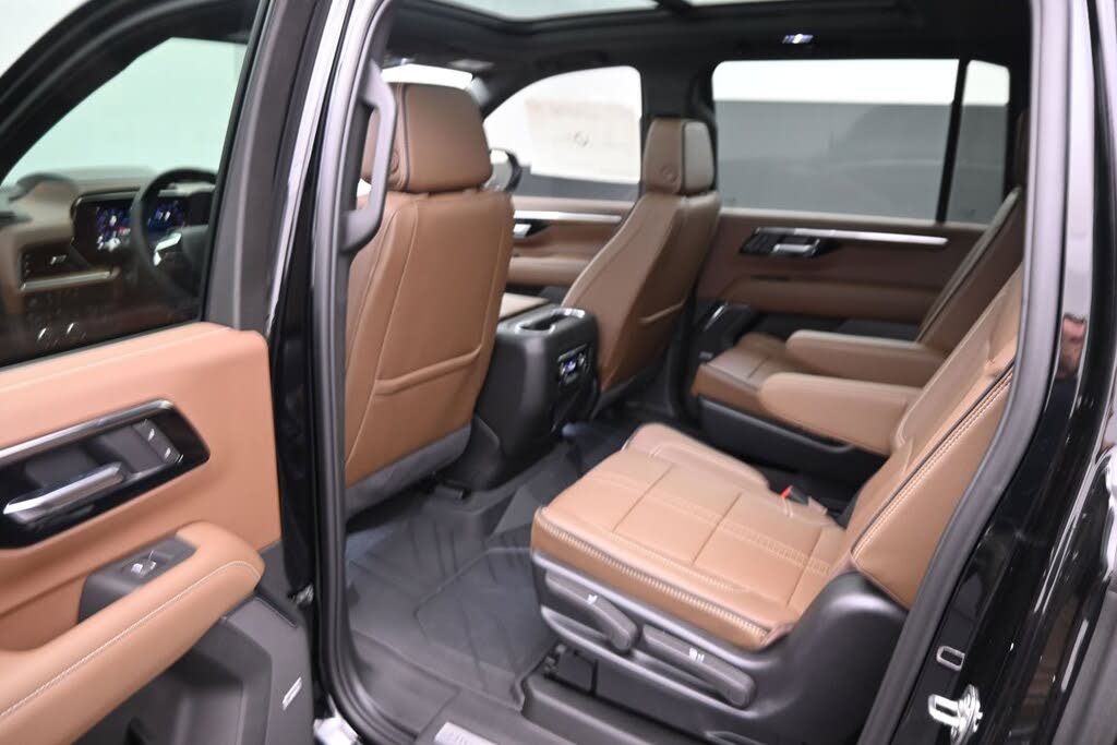 2026 Chevrolet Suburban High Country SUV with 420-HP V8