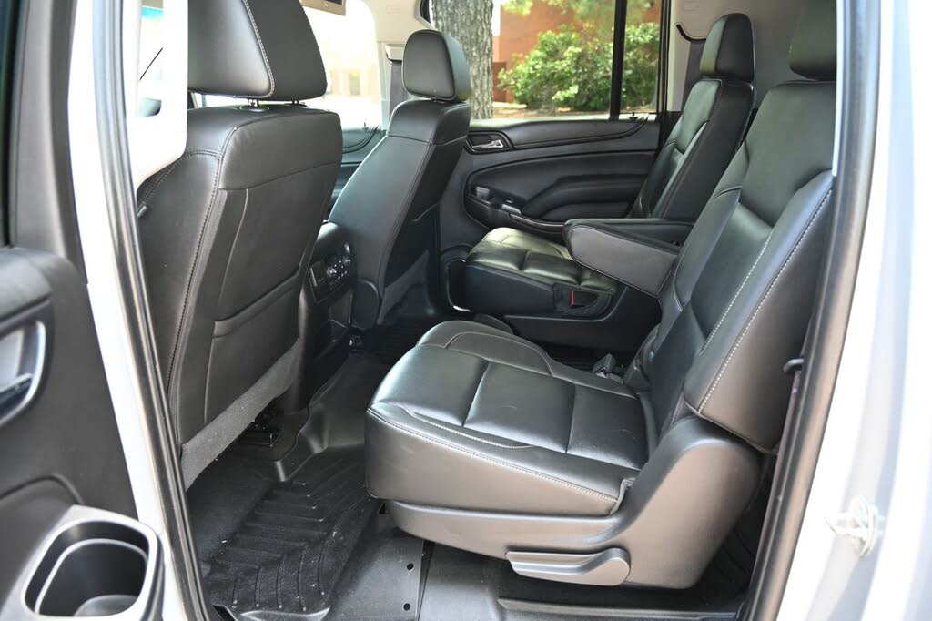 2017 Chevrolet Suburban LT RWD – Spacious Full-Size SUV