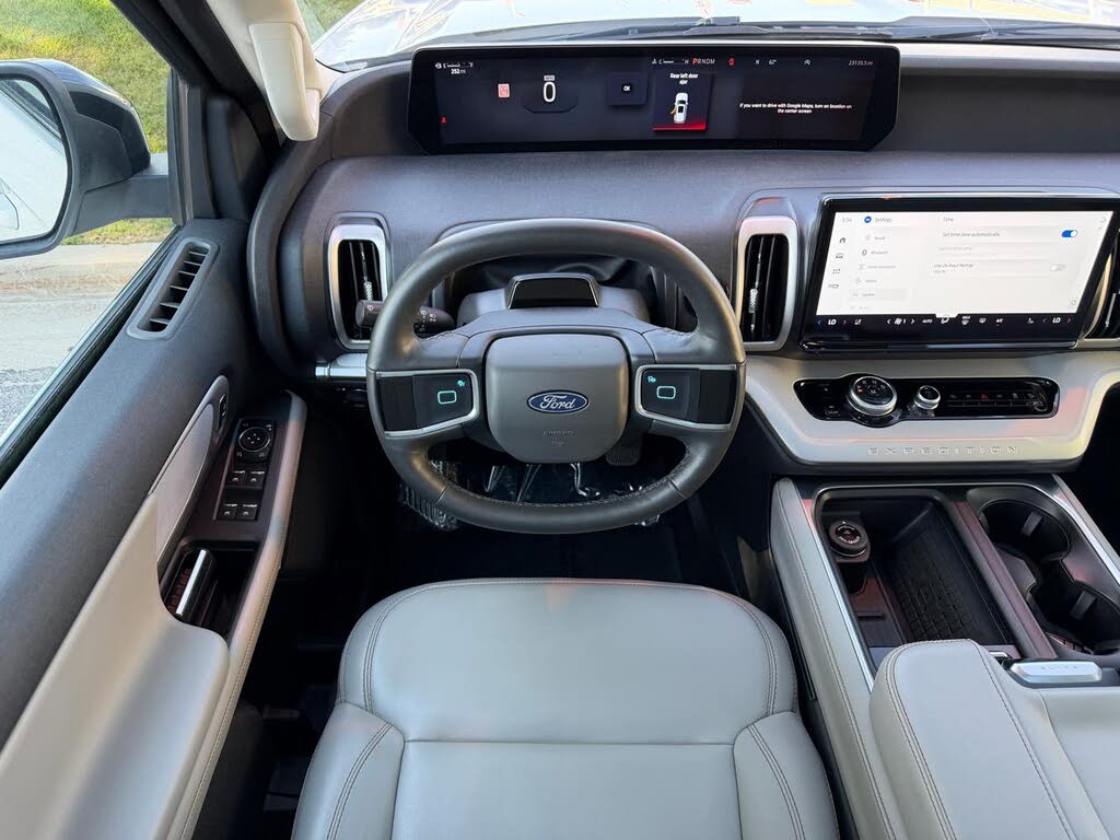 2025 Ford Expedition MAX Active 4WD