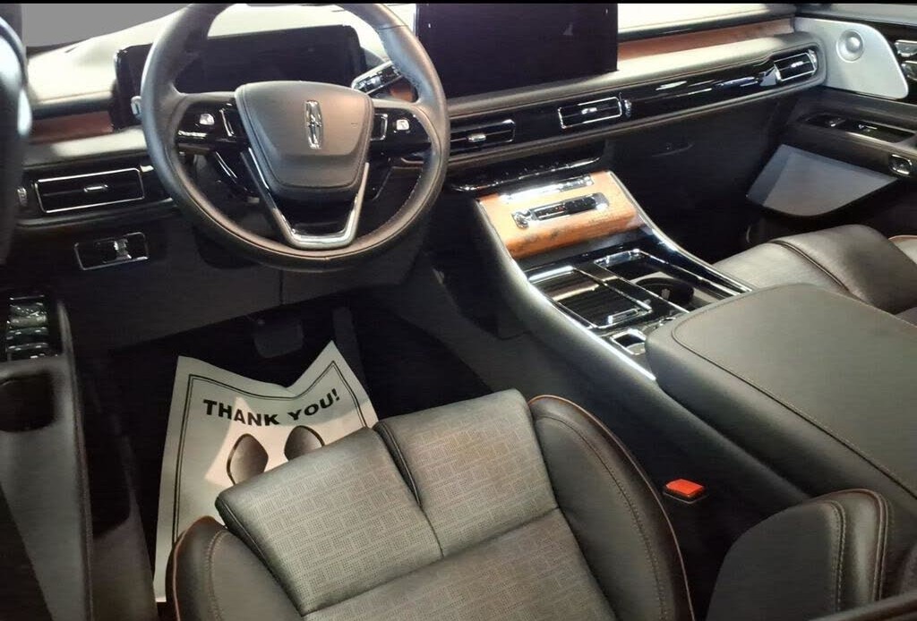 2025 Lincoln Aviator Black Label