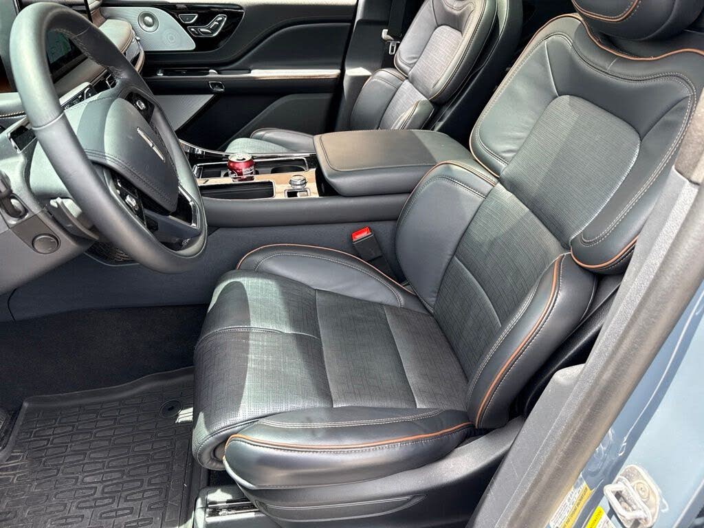 2025 Lincoln Aviator Black Label